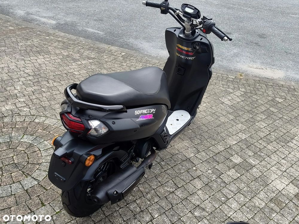 Peugeot Street Zone - 8