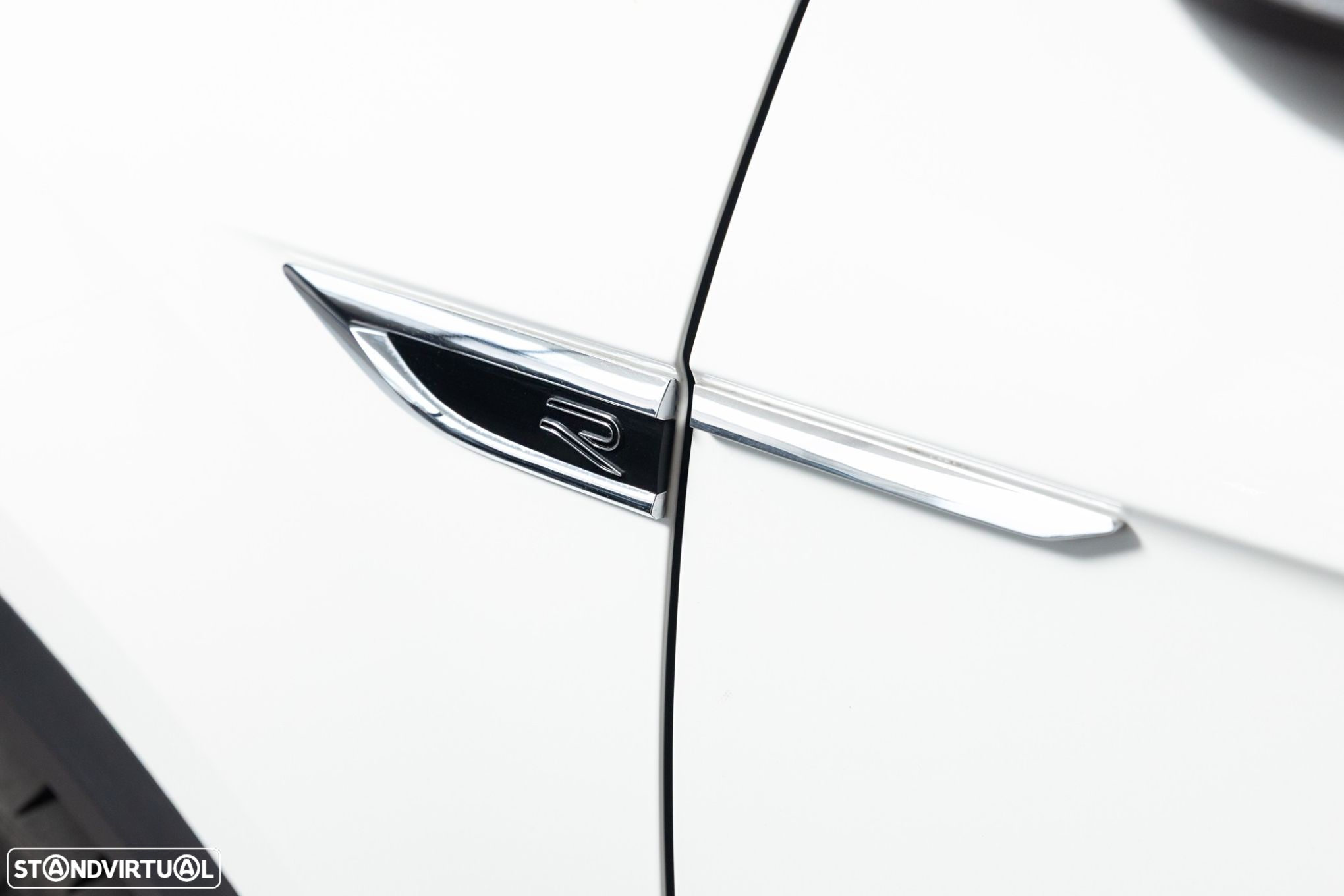 VW T-Roc 1.5 TSI R-Line DSG - 10
