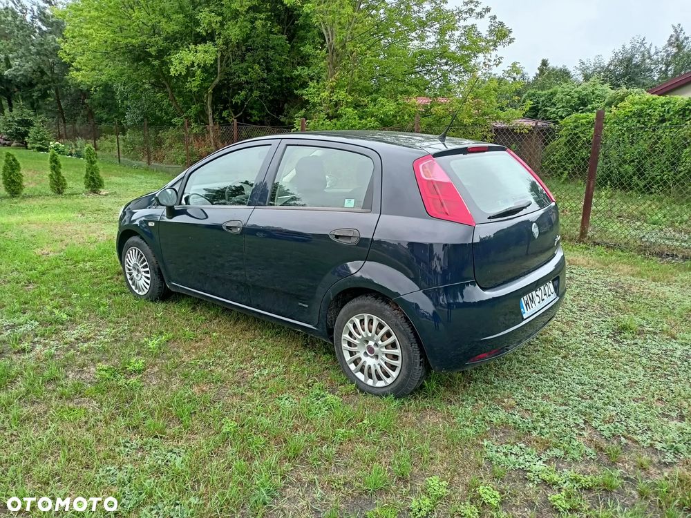 Fiat Grande Punto - 5