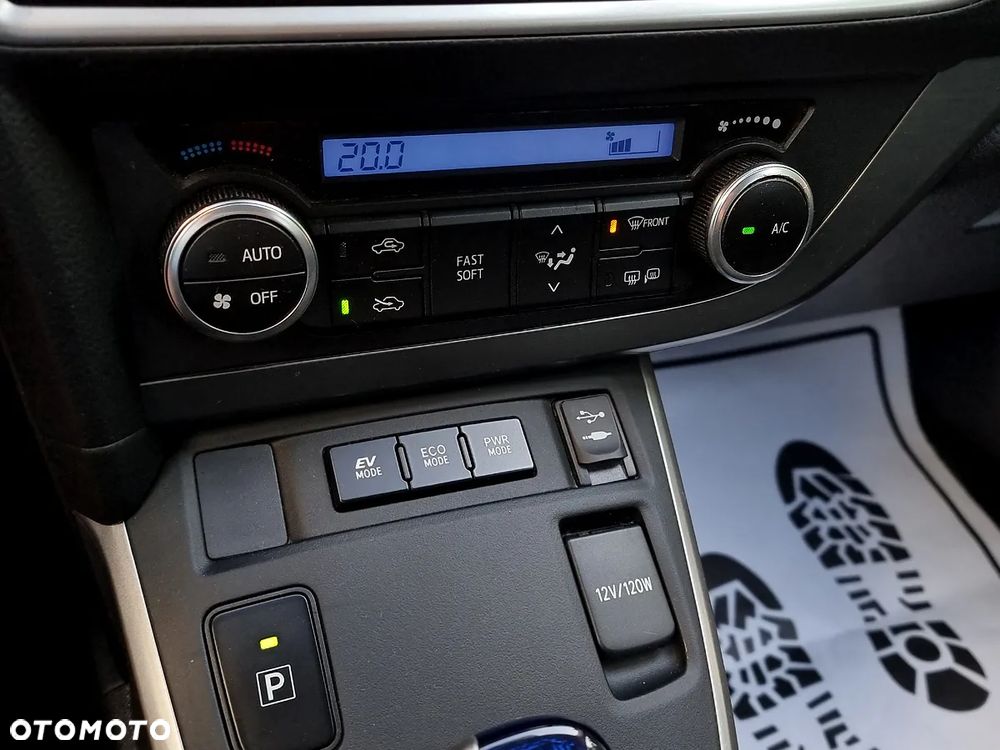 Toyota Auris - 31