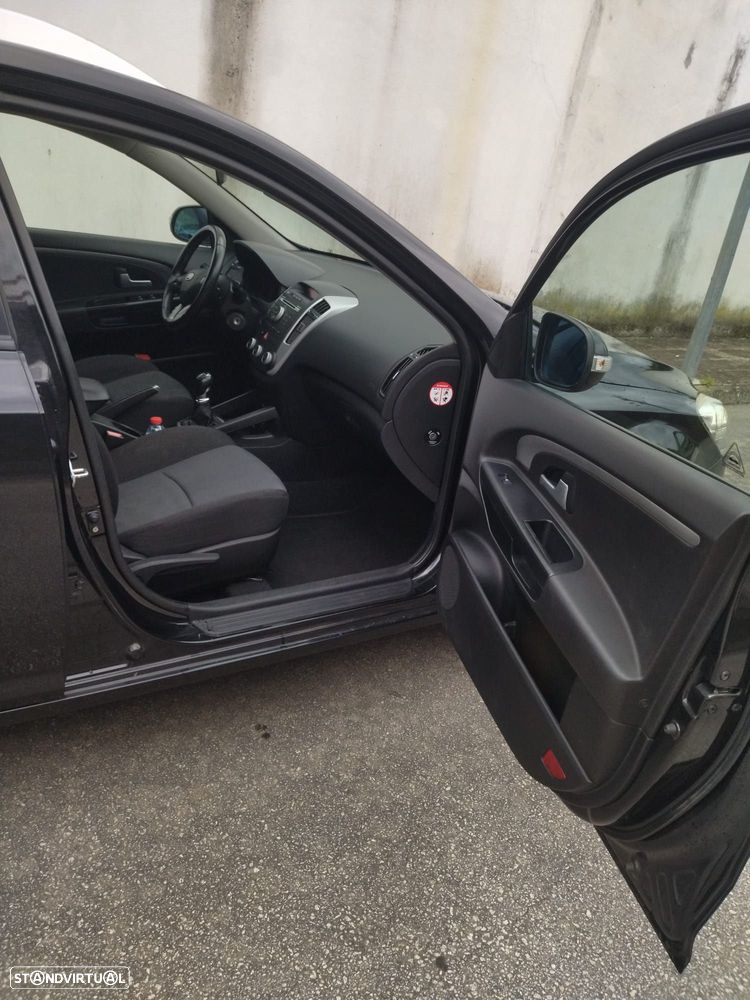 Kia Ceed SW - 21