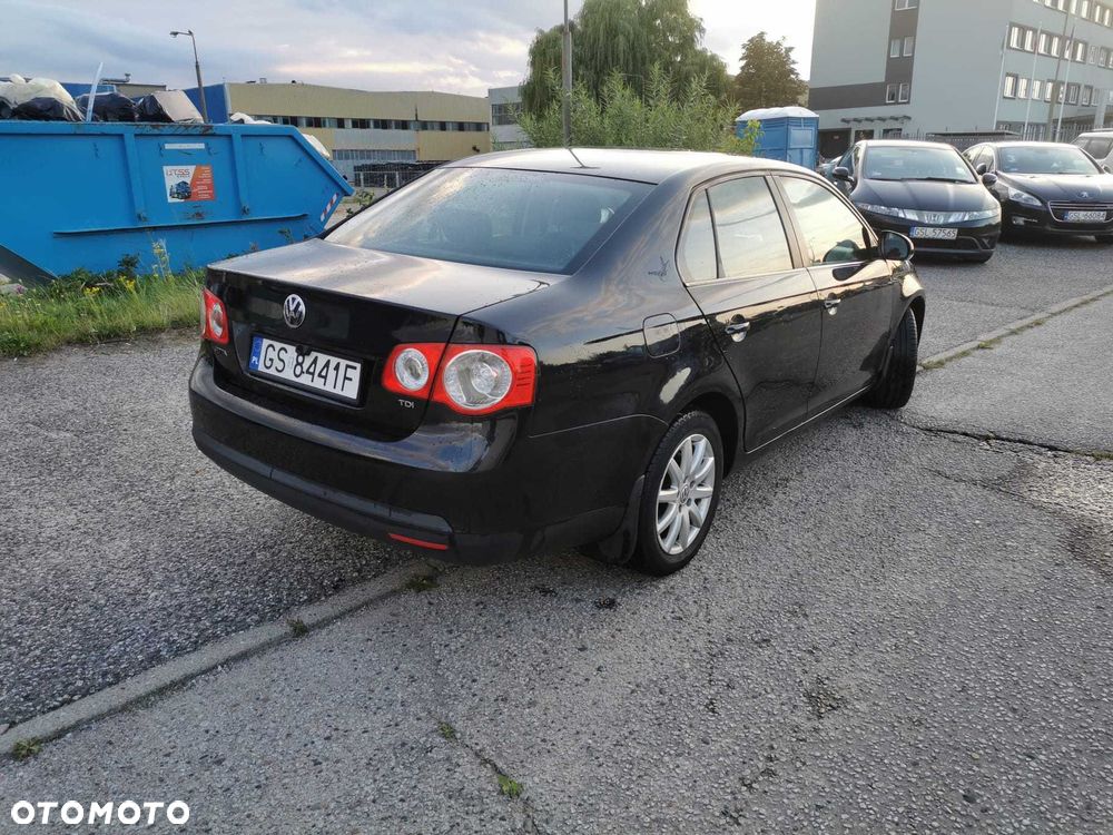 Volkswagen Jetta 2007 photo 3