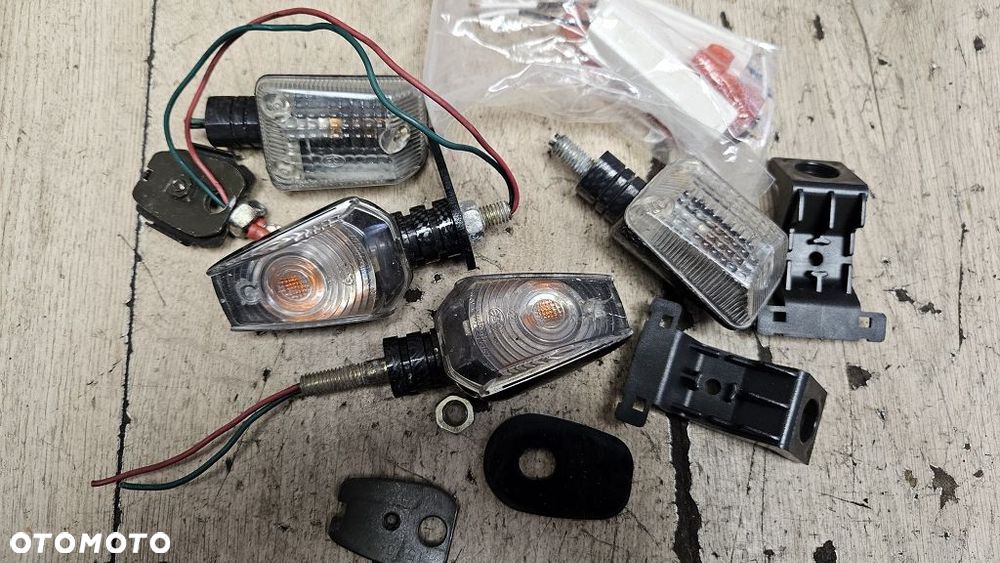 Zestaw kierunkowskazów - 2