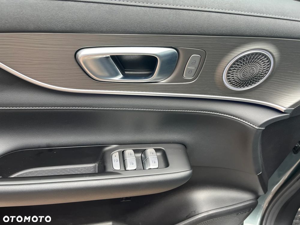 Chery Tiggo 8 1.5 T-GDI Super Hybrid Prestige DCT - 10