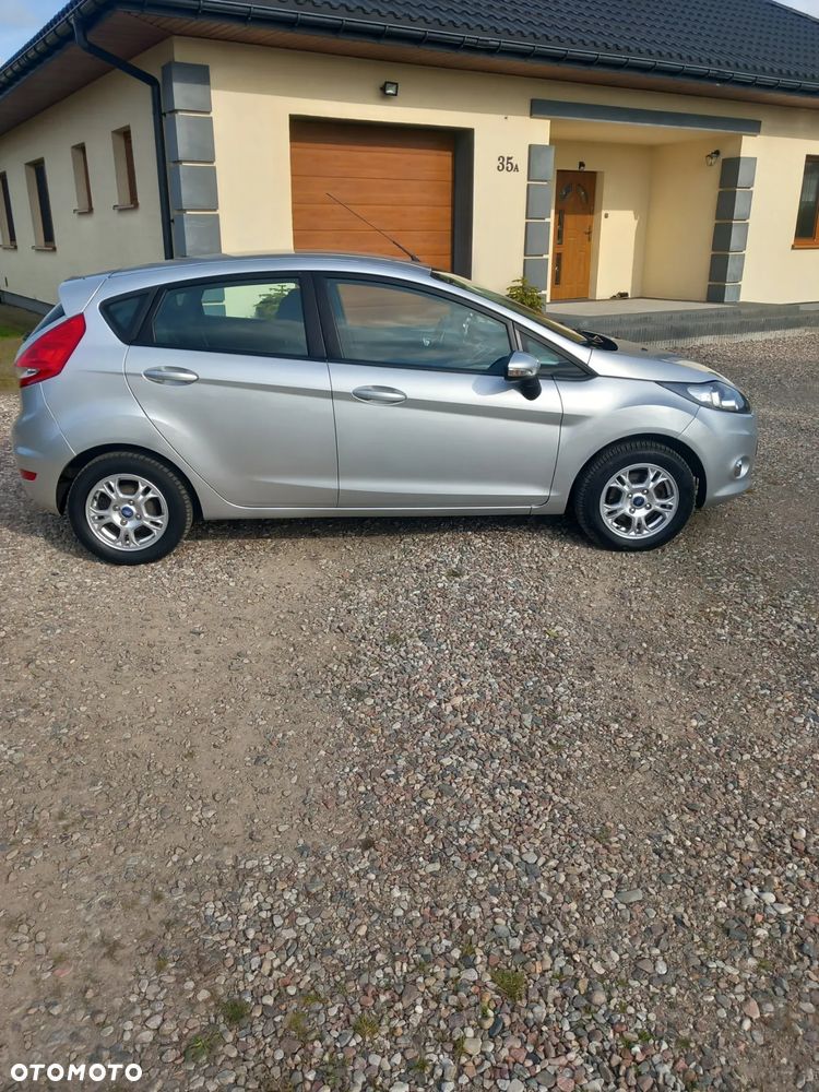 Ford Fiesta 1.25 Ambiente - 10