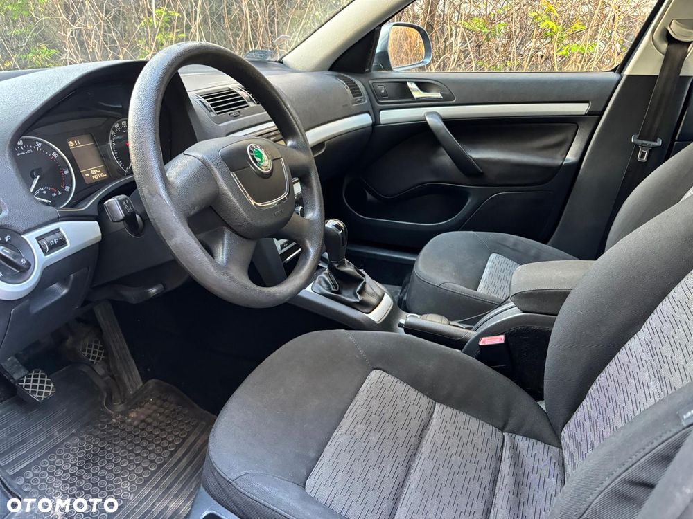 Skoda Octavia 1.8 TSI Ambiente - 7