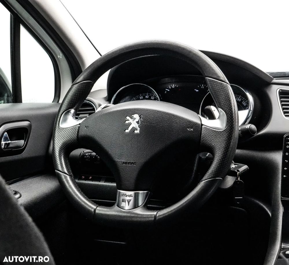 Peugeot 3008 - 18