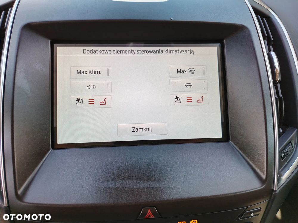 Ford S-Max - 13