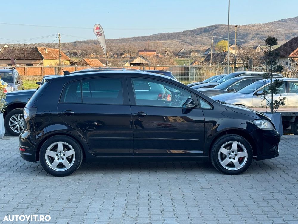 Volkswagen Golf - 9