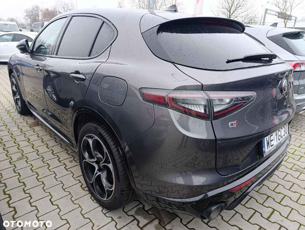 Alfa Romeo Stelvio 2.0 Turbo Veloce Q4 - 4