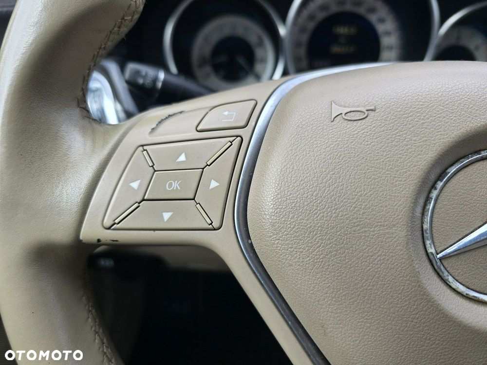 Mercedes-Benz CLS - 16