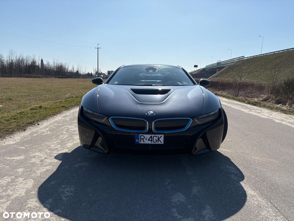 BMW i8 Standard - 8