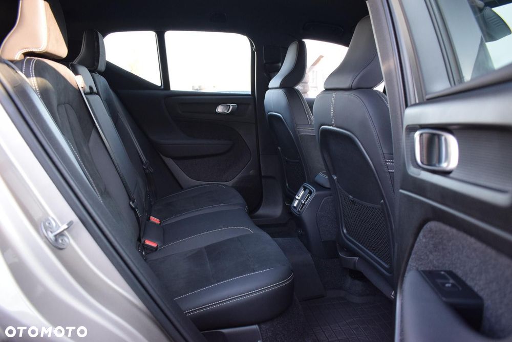 Volvo XC 40 - 21