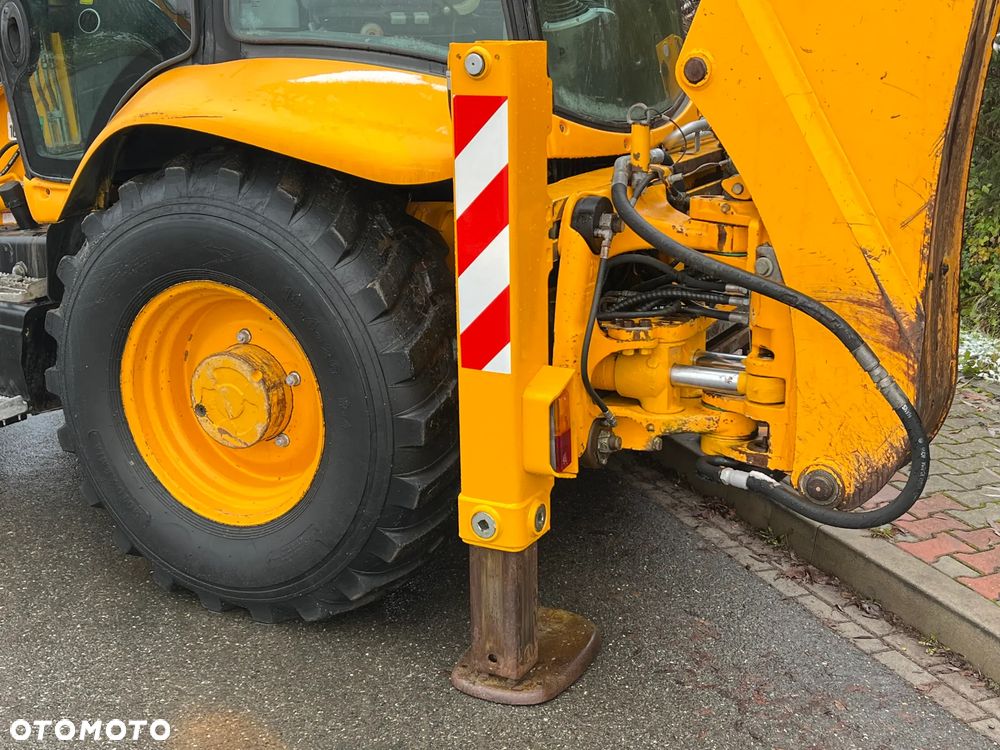 JCB * Koparko Ładowarka * JCB 3CX * Bardzo Dobry Stan - 24