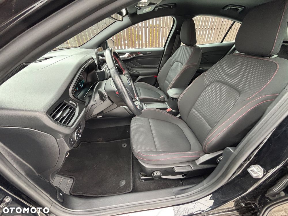 Ford Focus 1.5 EcoBlue Start-Stopp-System ST-LINE - 15