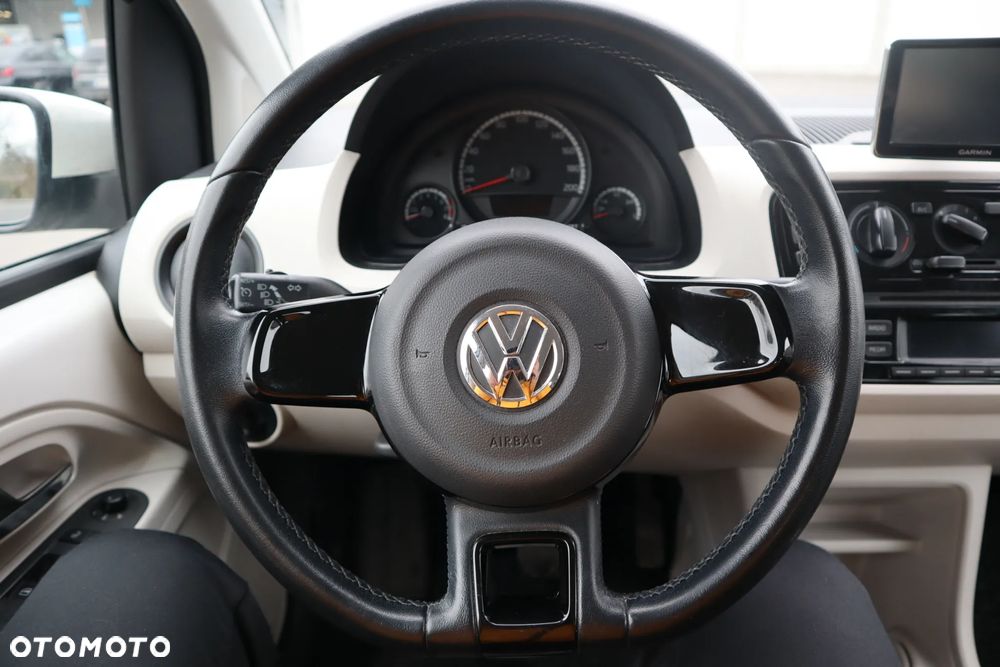 Volkswagen up! 1.0 move - 17