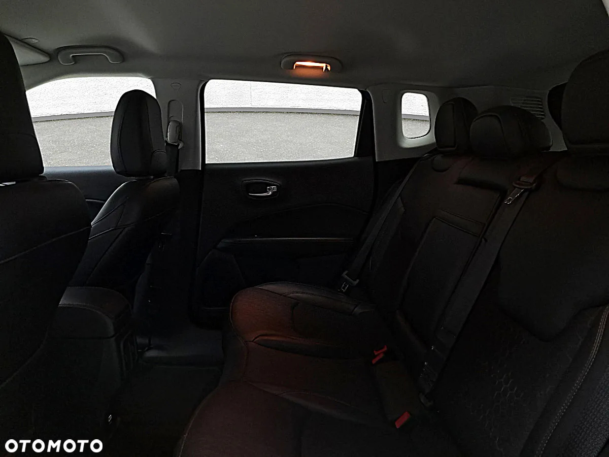 Jeep Compass 1.3 TMair Limited FWD S&S DDCT - 12