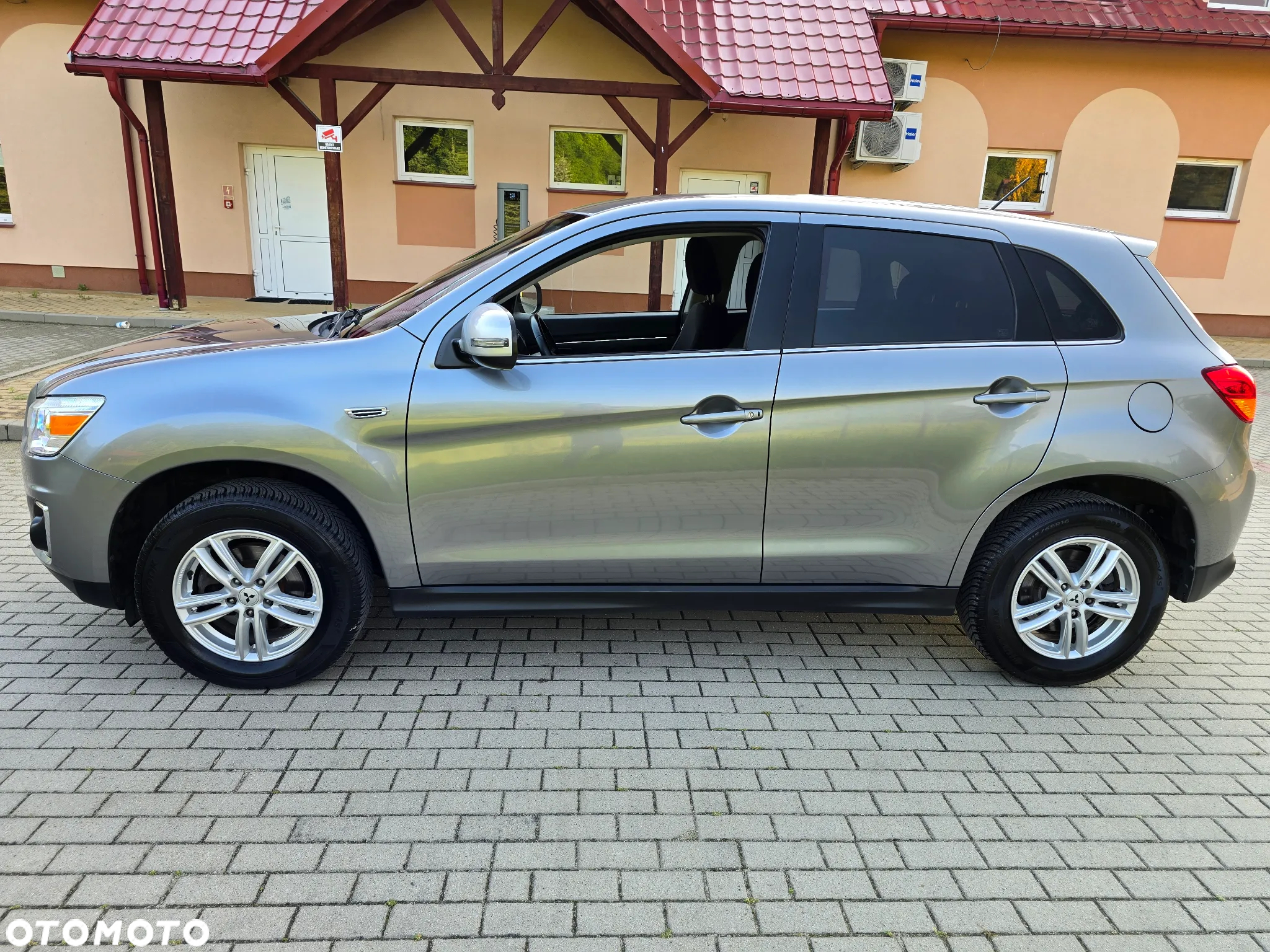 Mitsubishi ASX 1.6 2WD Diamant Edition - 8