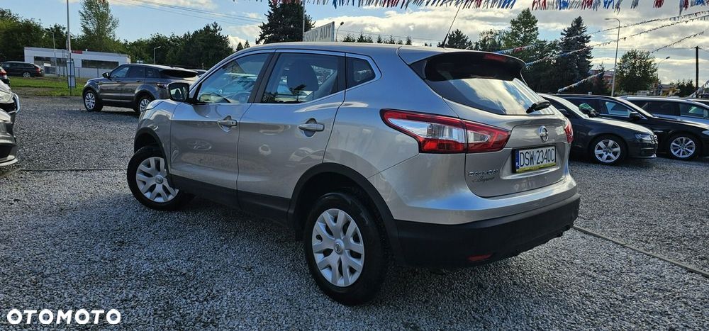 Nissan Qashqai - 10