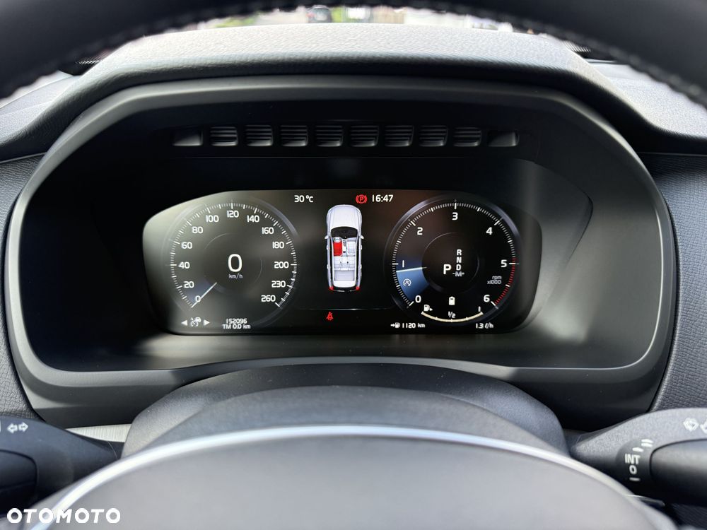 Volvo XC 90 B5 D AWD Momentum Pro - 2