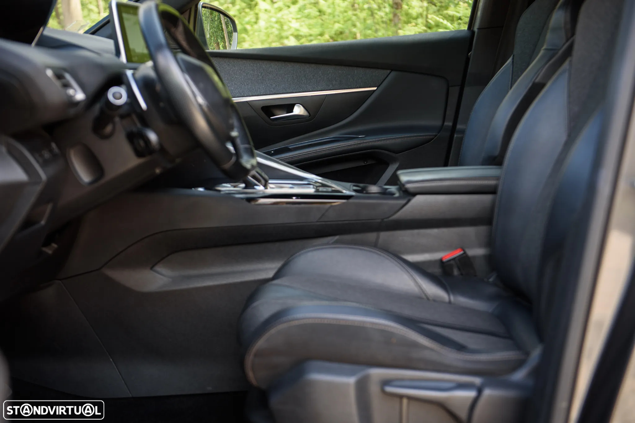 Peugeot 5008 1.5 BlueHDi GT Line EAT8 - 24