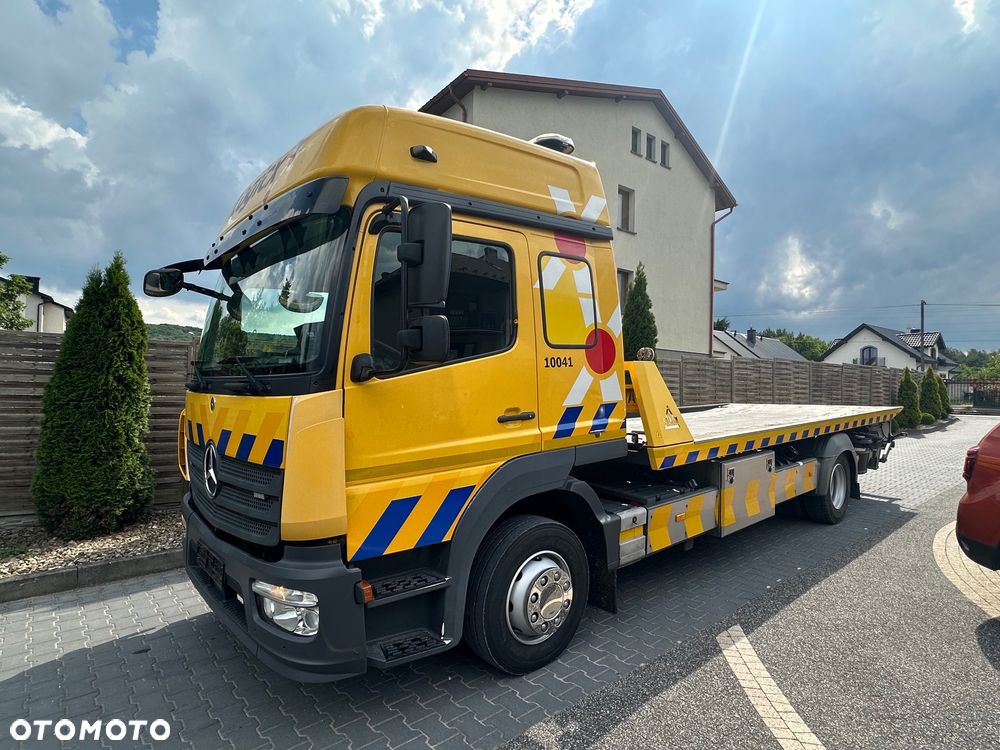 Mercedes-Benz Atego 1218  2016 / 2017 Pomoc Drogowa Laweta Widły - 1