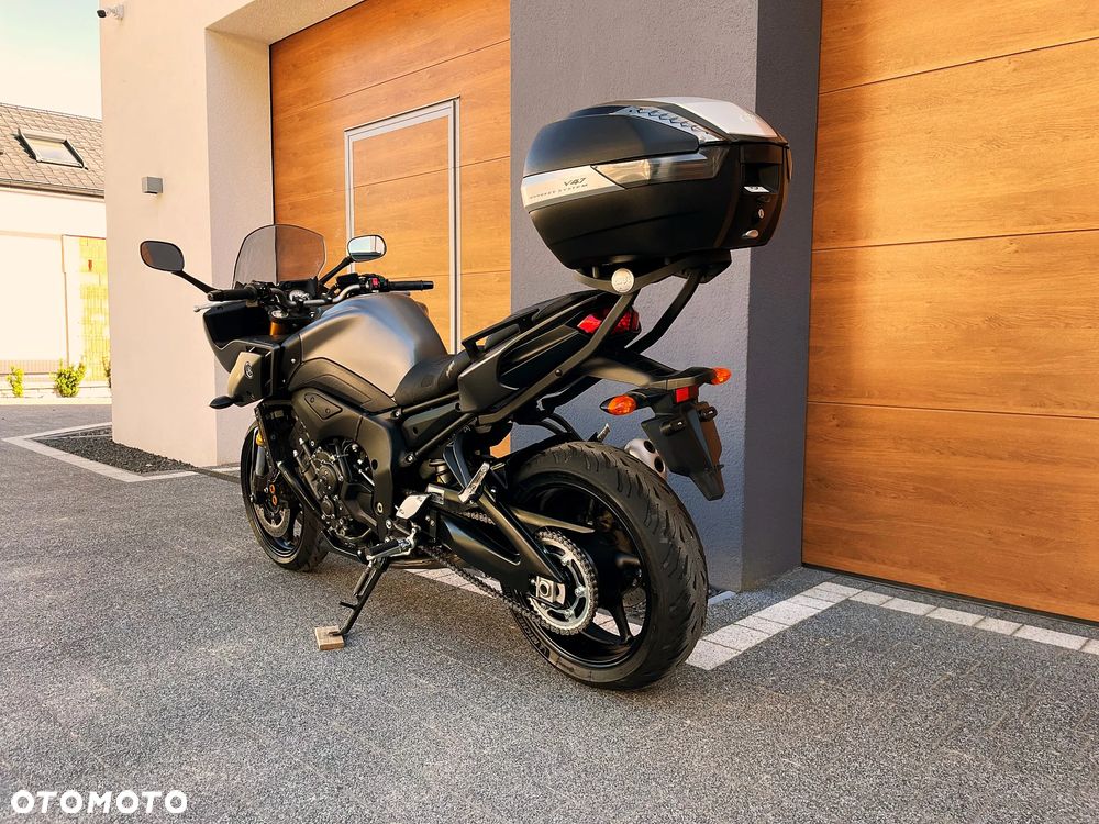 Yamaha FZ8 - 7
