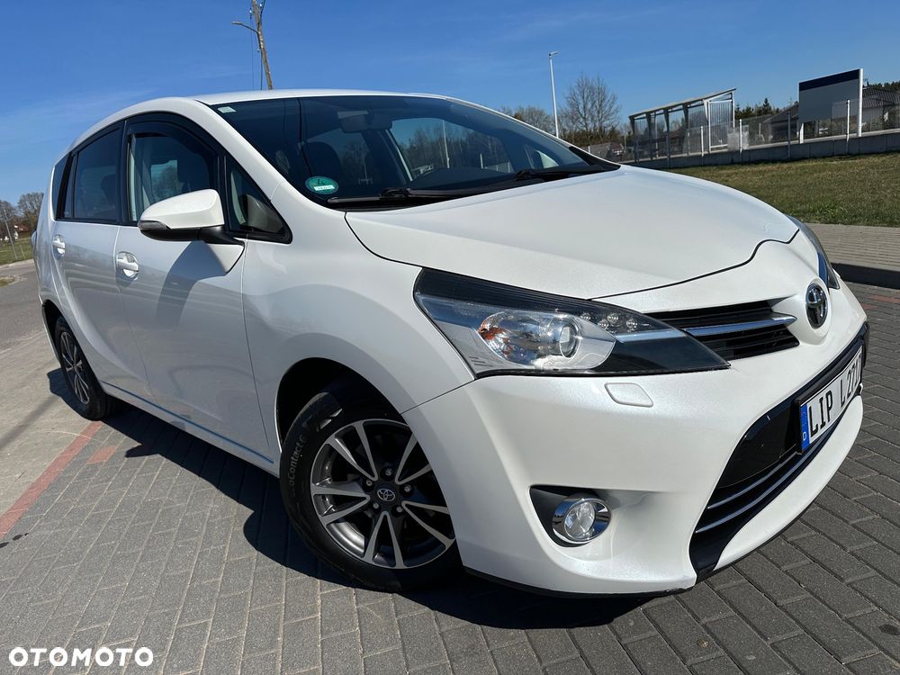Toyota Verso 2.0 D-4D Edition - 2