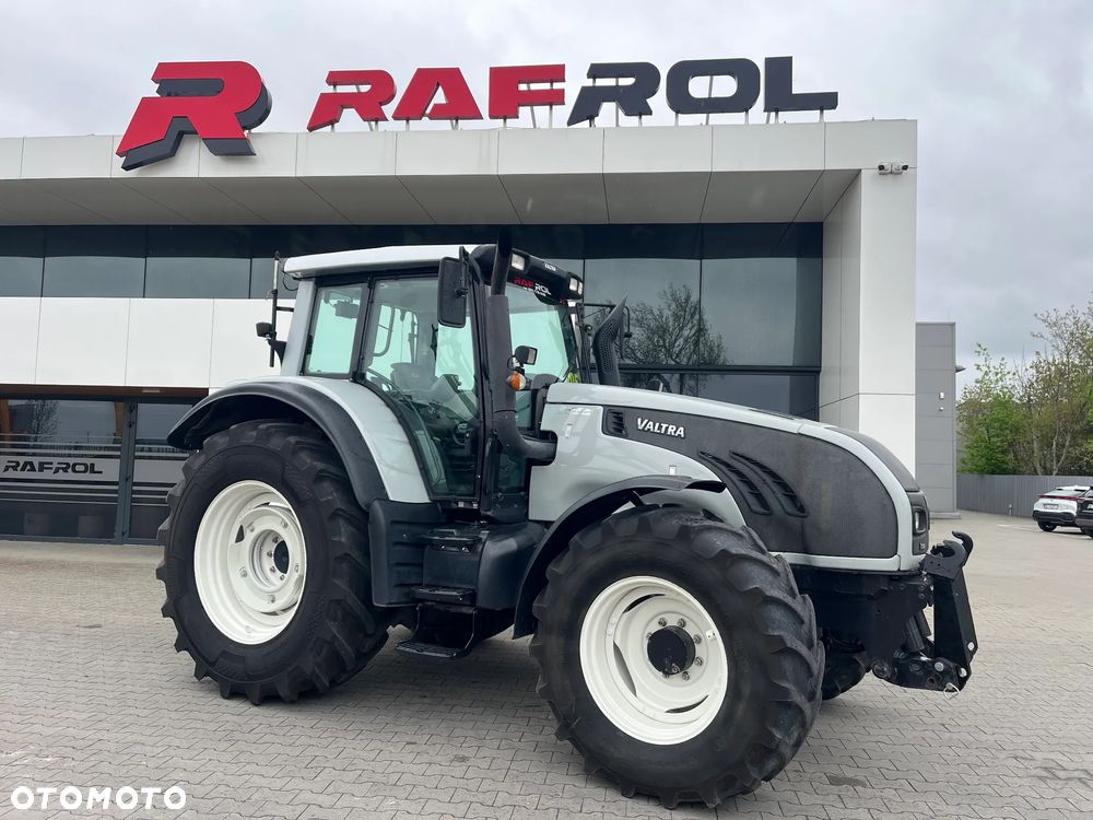Valtra T132 - 1