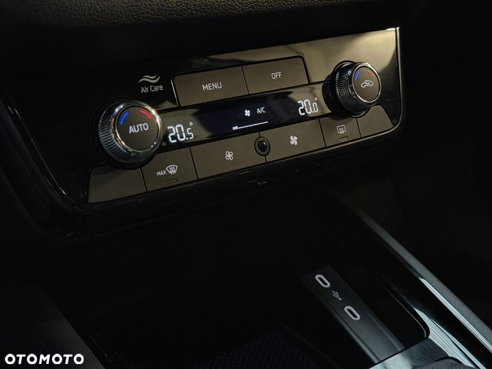 Skoda Scala 1.0 TSI Selection DSG - 32