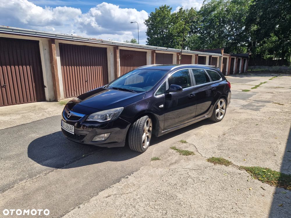 Opel Astra 1.6 T Sport - 1