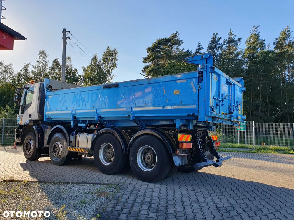 Iveco - 18