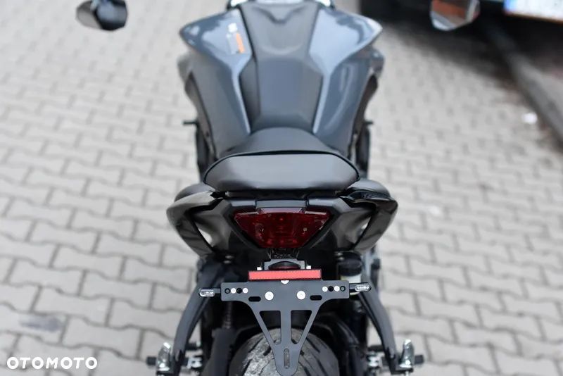 Yamaha MT - 16