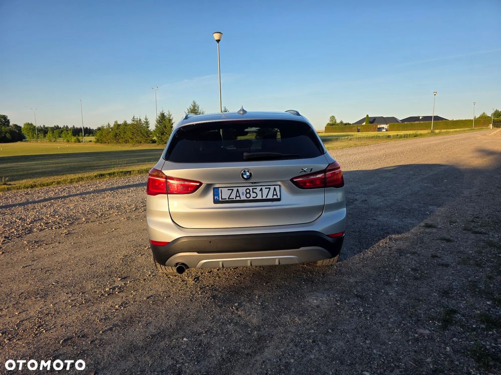 BMW X1 sDrive18d Sport Line sport - 4