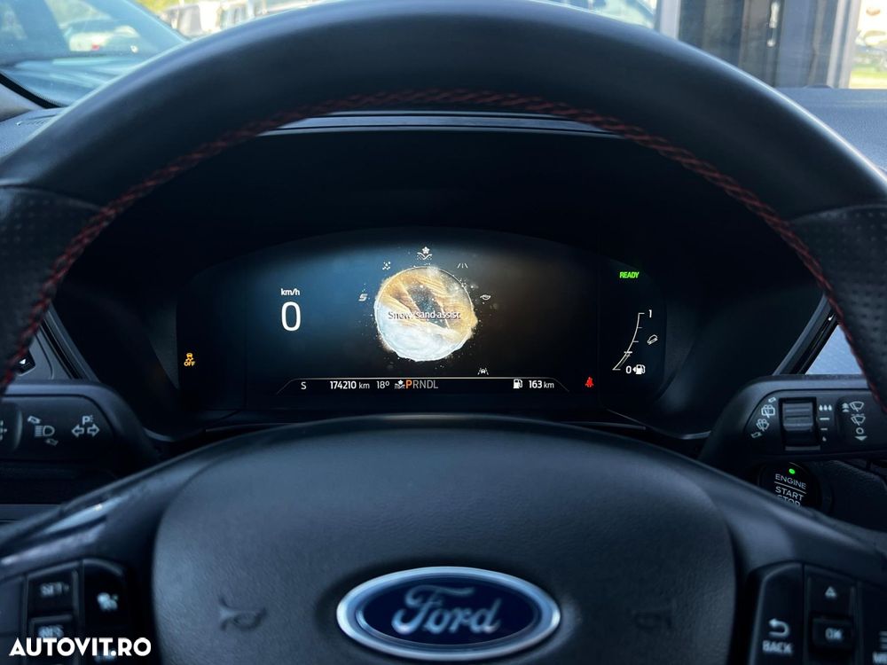Ford Kuga 2.5 Duratec FHEV ST-LINE - 27