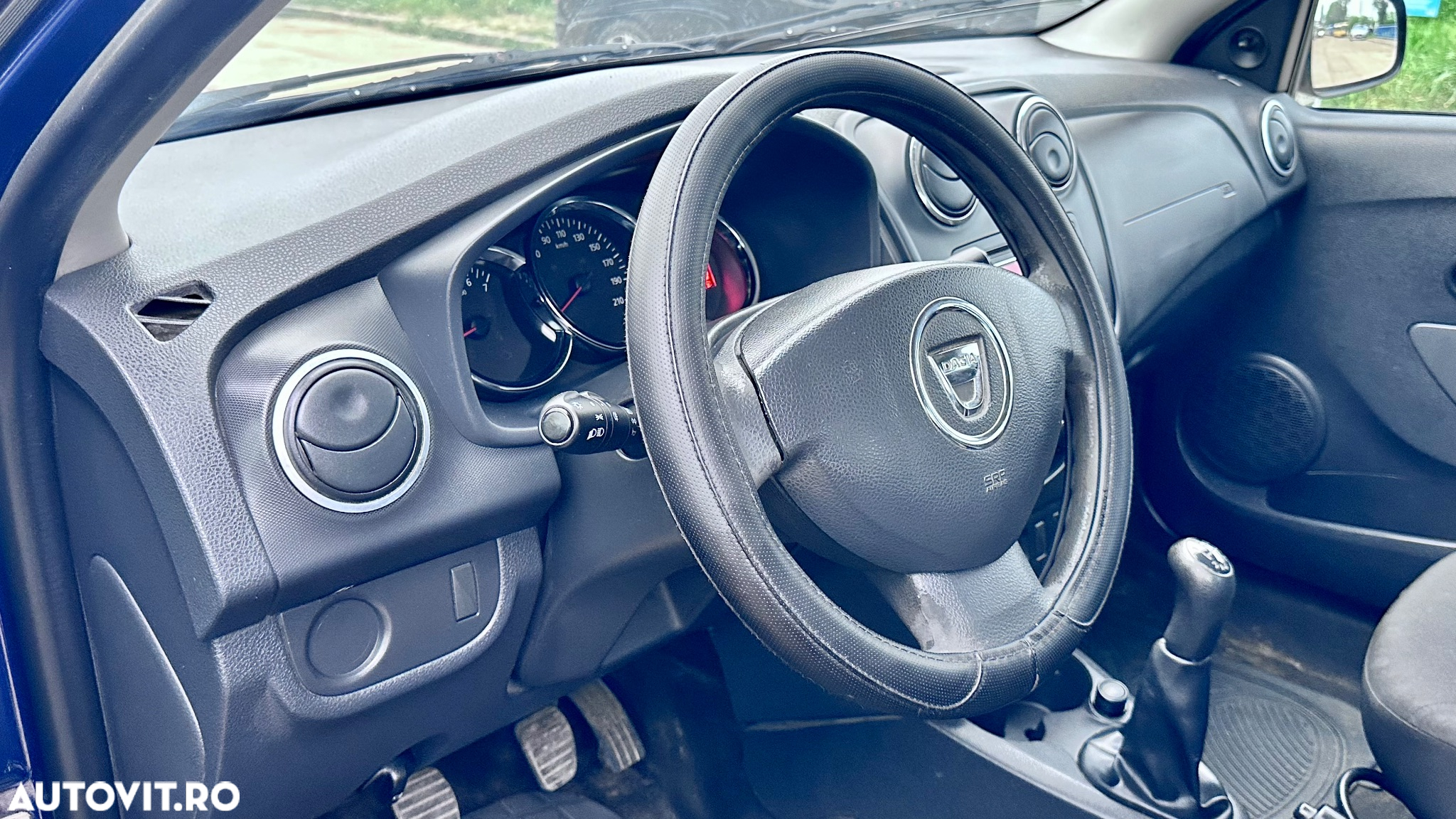 Dacia Logan 1.2 75CP Laureate - 10