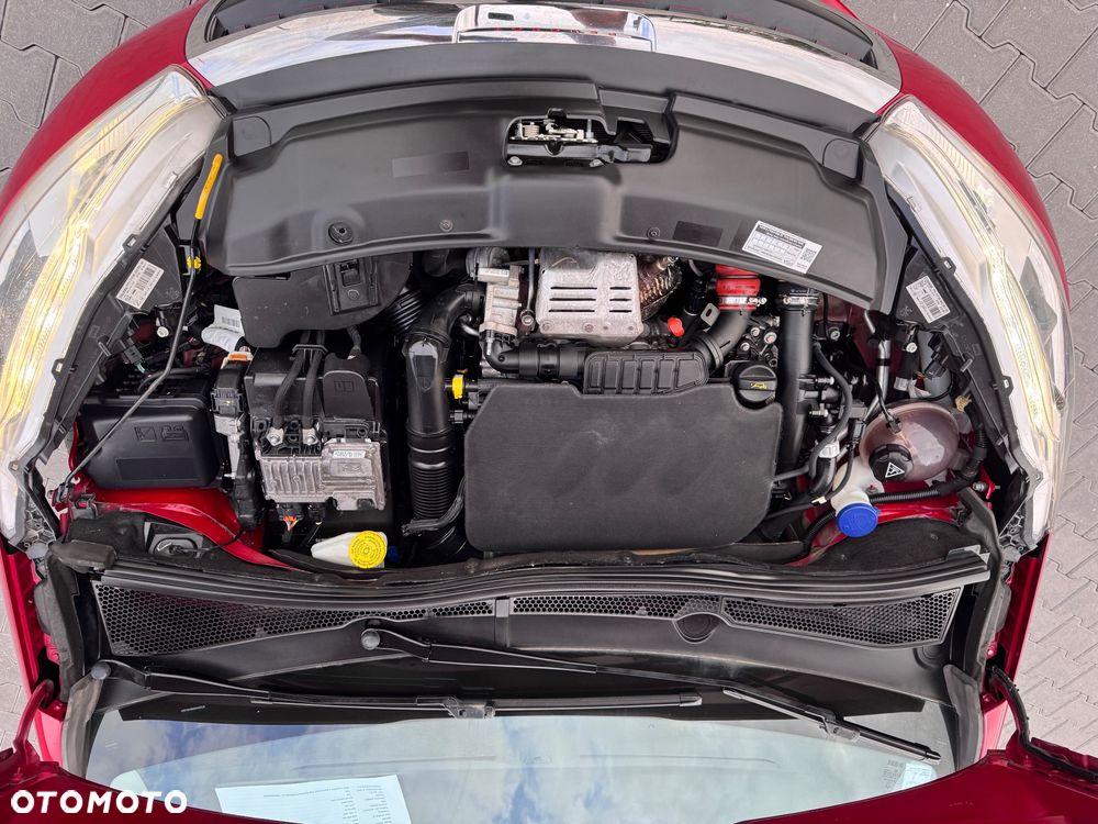 Peugeot 208 PureTech 110 Stop & Start Allure - 24