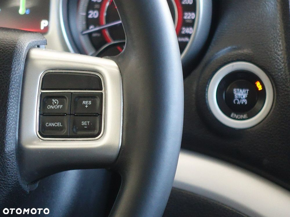 Fiat Freemont 2.0 Multijet Lounge AWD - 25