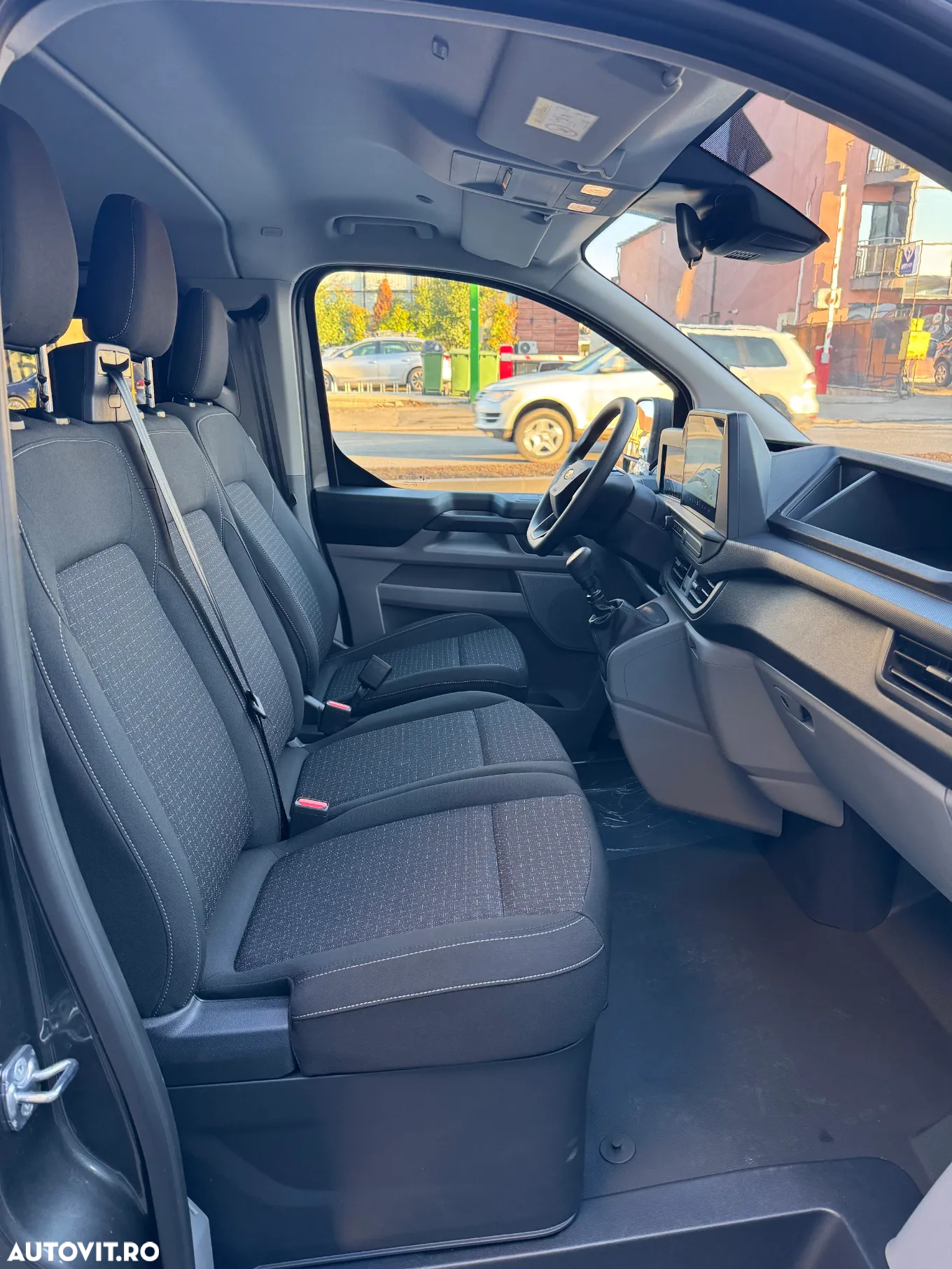 Ford Transit Custom DCIV 300L 2.0 EcoBlue 150 CP 6MT L2H1 FWD Trend - 20