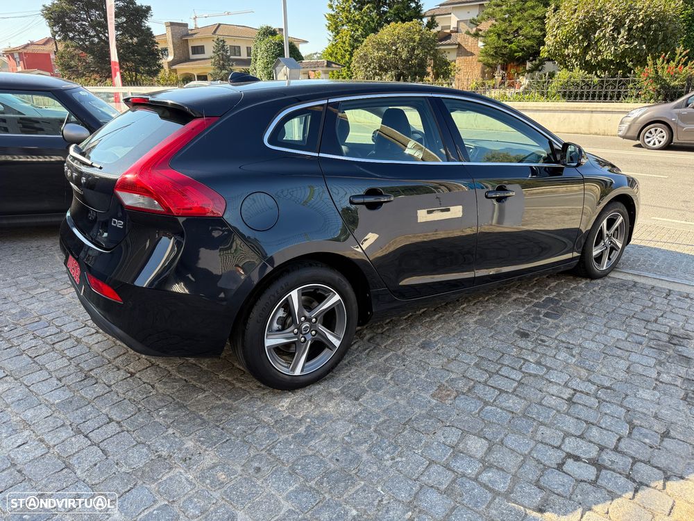 Volvo V40 1.6 D2 Eco Momentum - 11