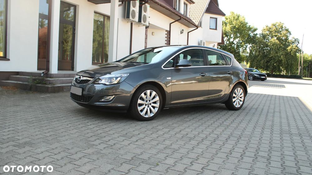 Opel Astra 1.4 Turbo Cosmo - 9