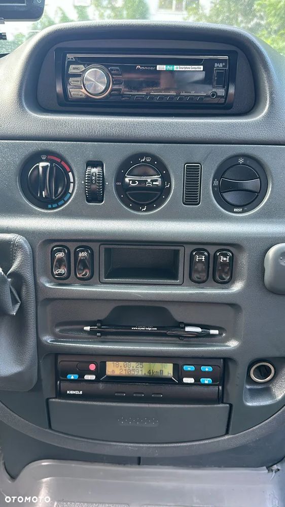 Mercedes-Benz Sprinter 311 CDI 903.622 - 26