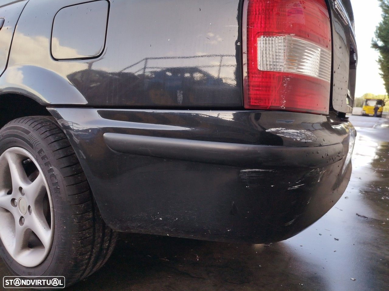 Pára-choques trás MAZDA 323 S VI (BJ) - 3