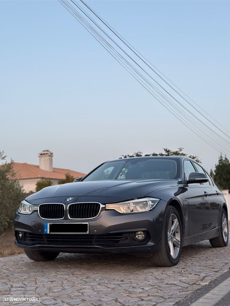 BMW 330 e iPerformance - 29