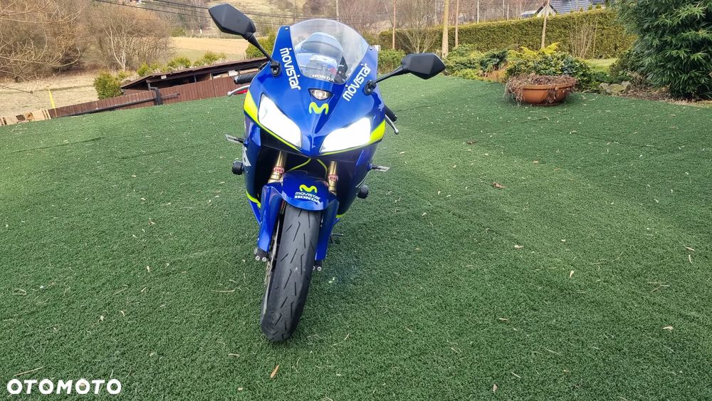 Honda CBR - 5