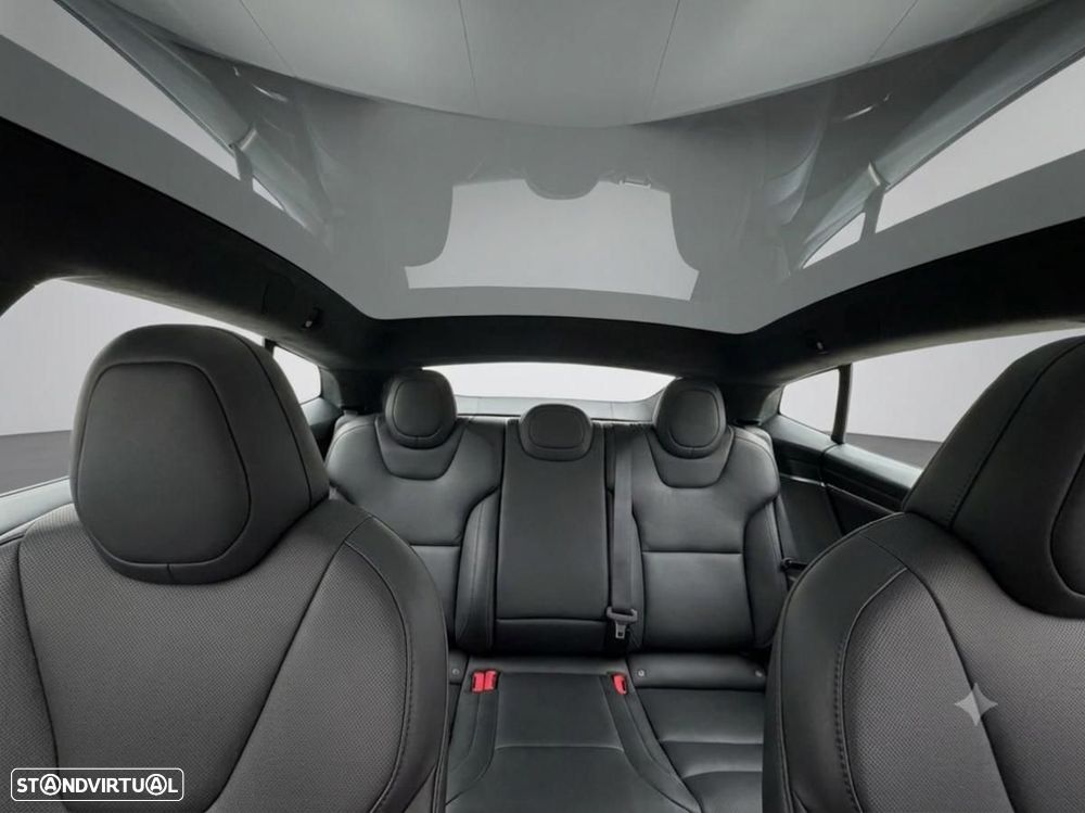 Tesla Model S Plaid — fotografia 4