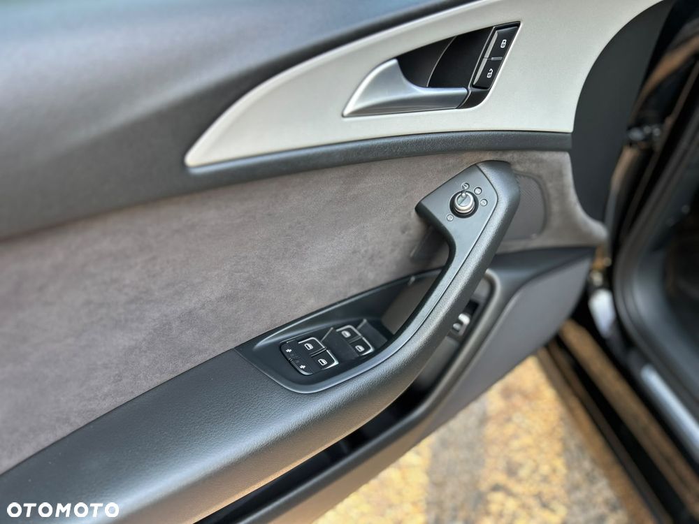 Audi A6 Avant 2.0 TDI Ultra S tronic - 24