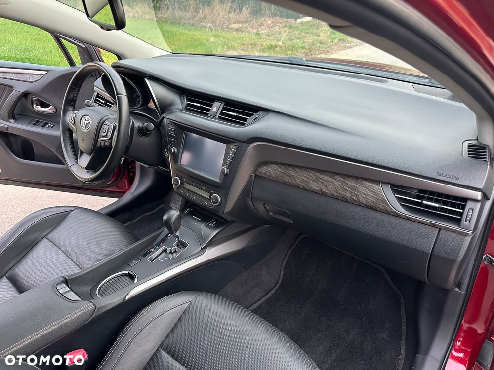 Toyota Avensis 2.0 Prestige MS - 33