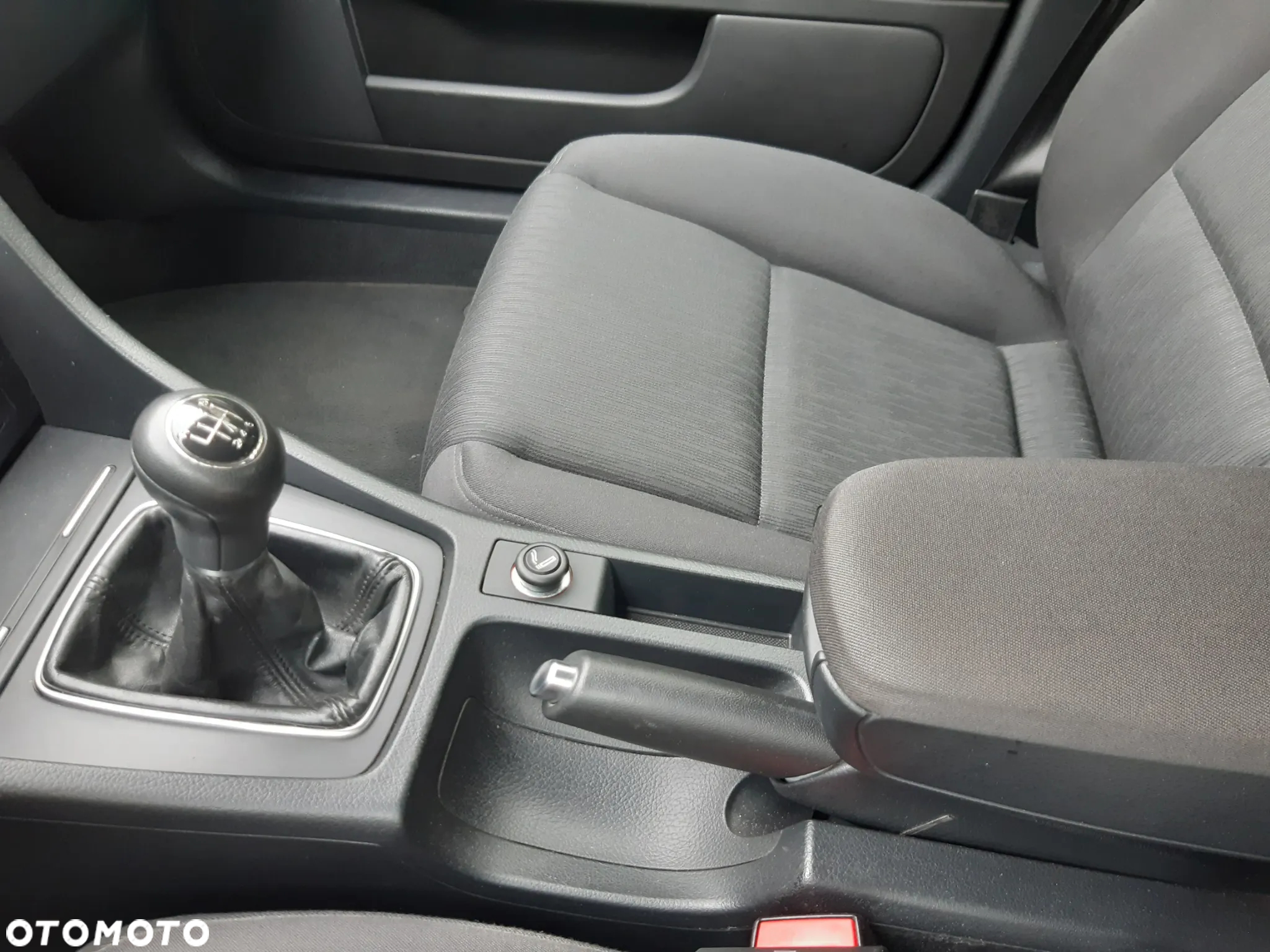 Audi A4 Avant 2.0 TDI - 21