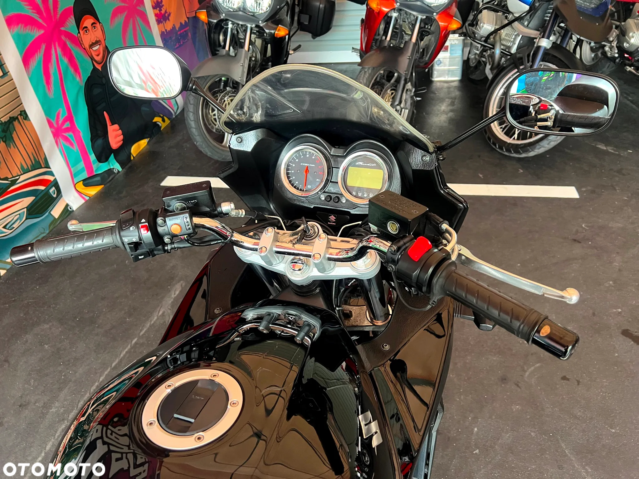 Suzuki Bandit - 12